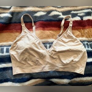 MOMANDA Seamless Soft Knit Nursing Bra